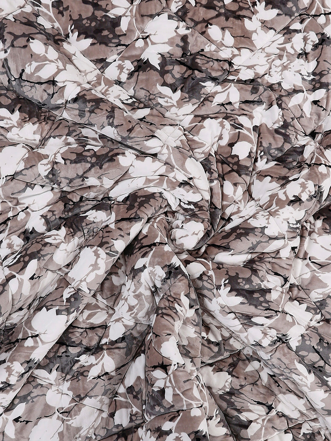 Printed Double Bed 1061 GSM Comforter for Winter - (Wisdom Gold)