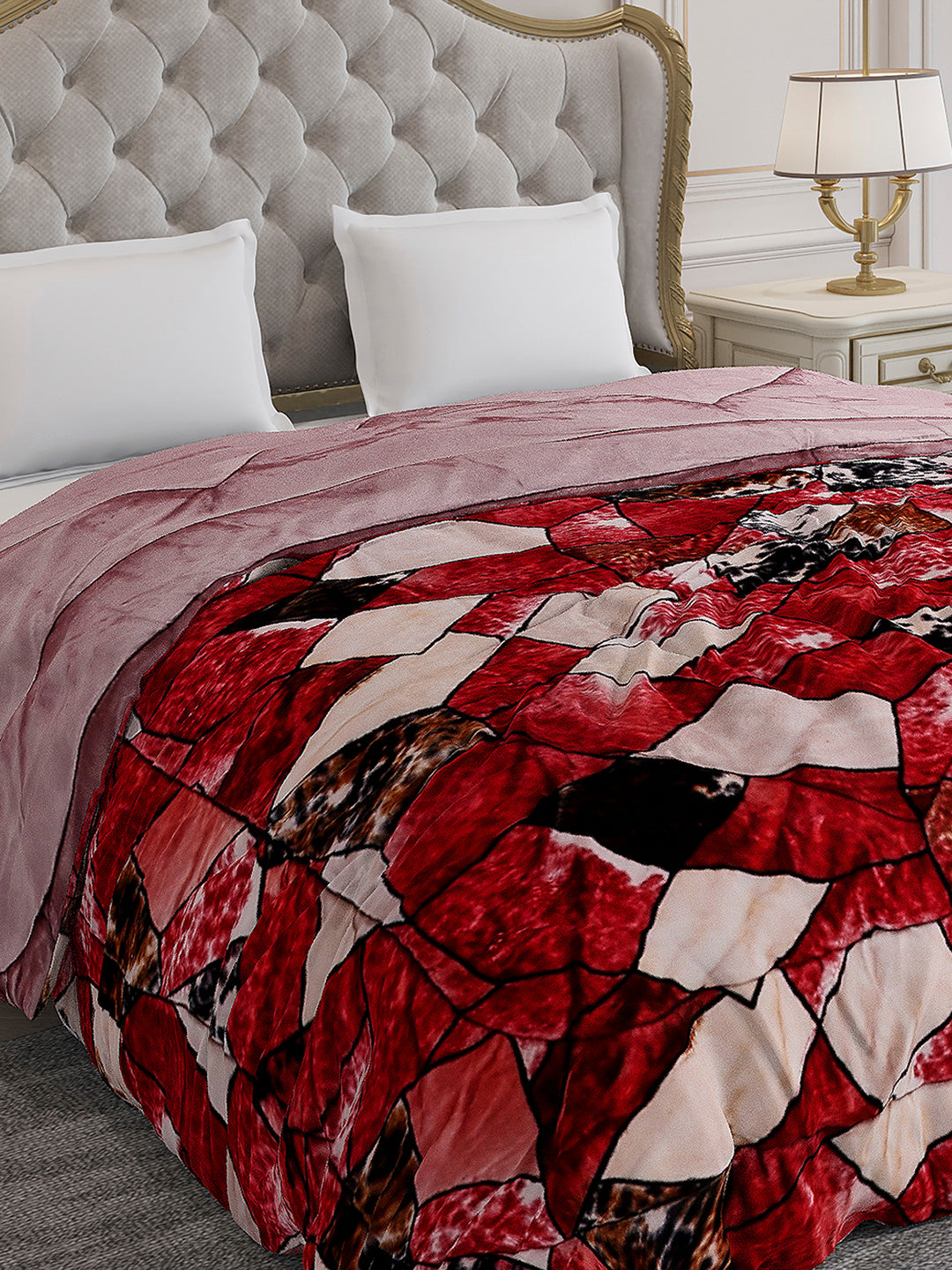 Printed Double Bed 1061 GSM Comforter for Winter - (Wisdom Gold)