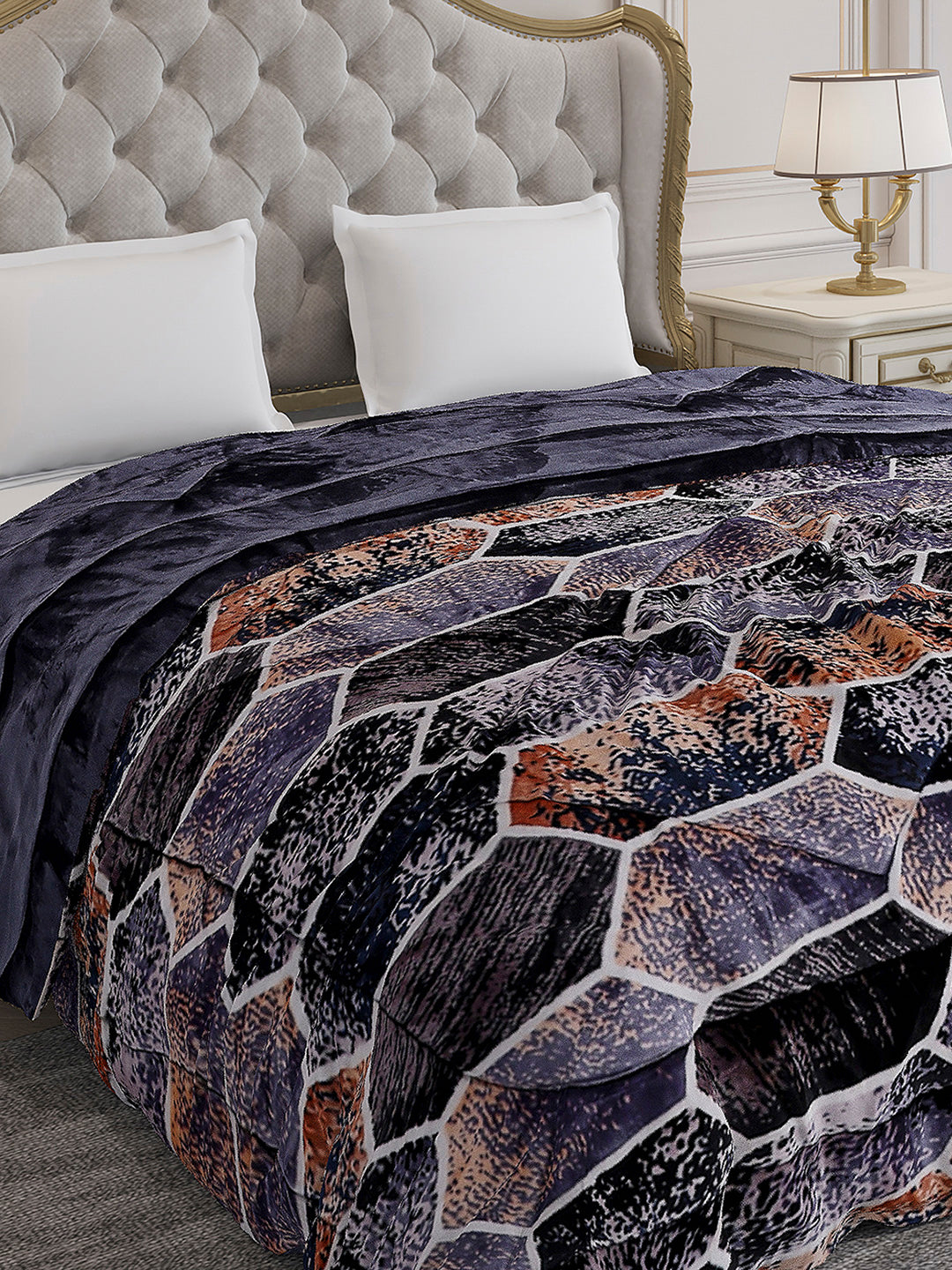 Printed Double Bed 300 GSM Comforter for Mild Winter (Wisdom Gold), Weight 900 gm