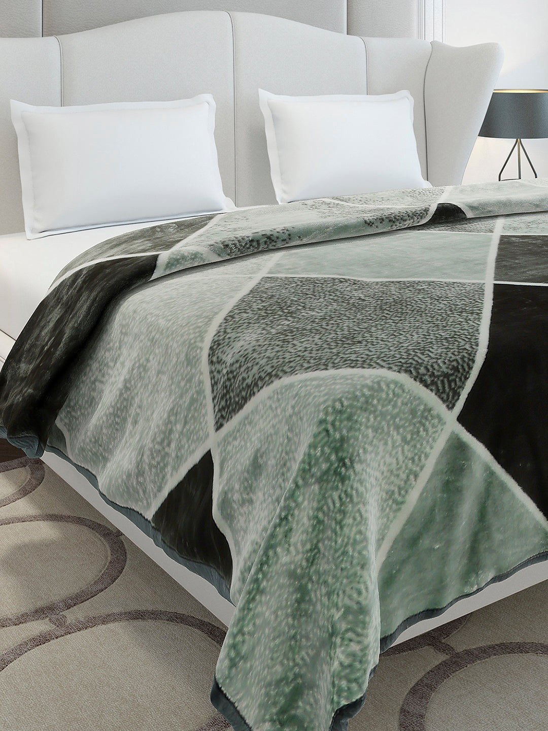 Printed Double Bed 1 Ply, 606 GSM Blanket for Mild Winter - (Denny PVC)