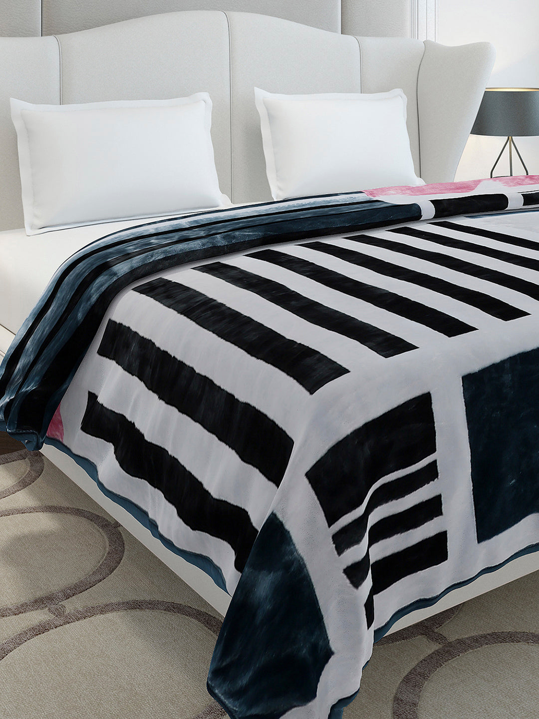 Printed Double Bed 3, 890 GSM Ply Blanket for Heavy Winter - (Gulnar)