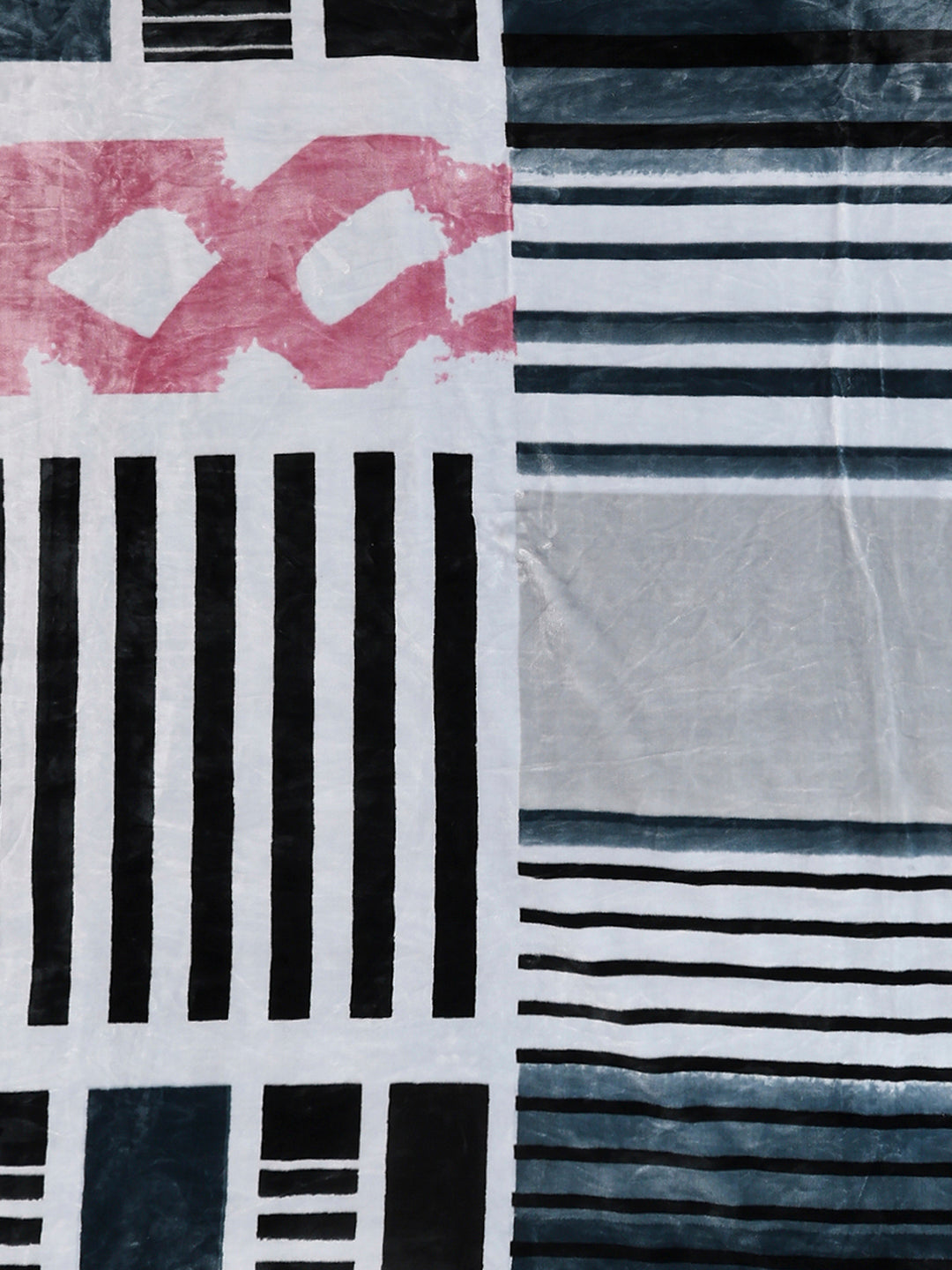 Printed Double Bed 3, 890 GSM Ply Blanket for Heavy Winter - (Gulnar)