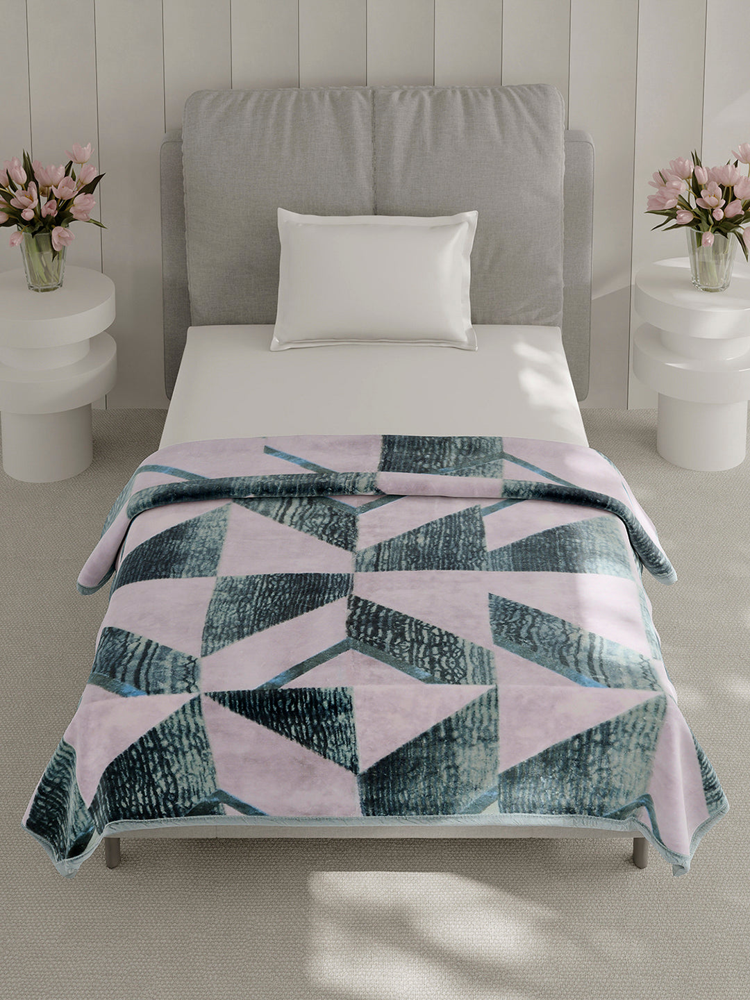 Printed Single Bed 1 Ply, 625 GSM Blanket for Heavy Winter - (Impact Pvc)