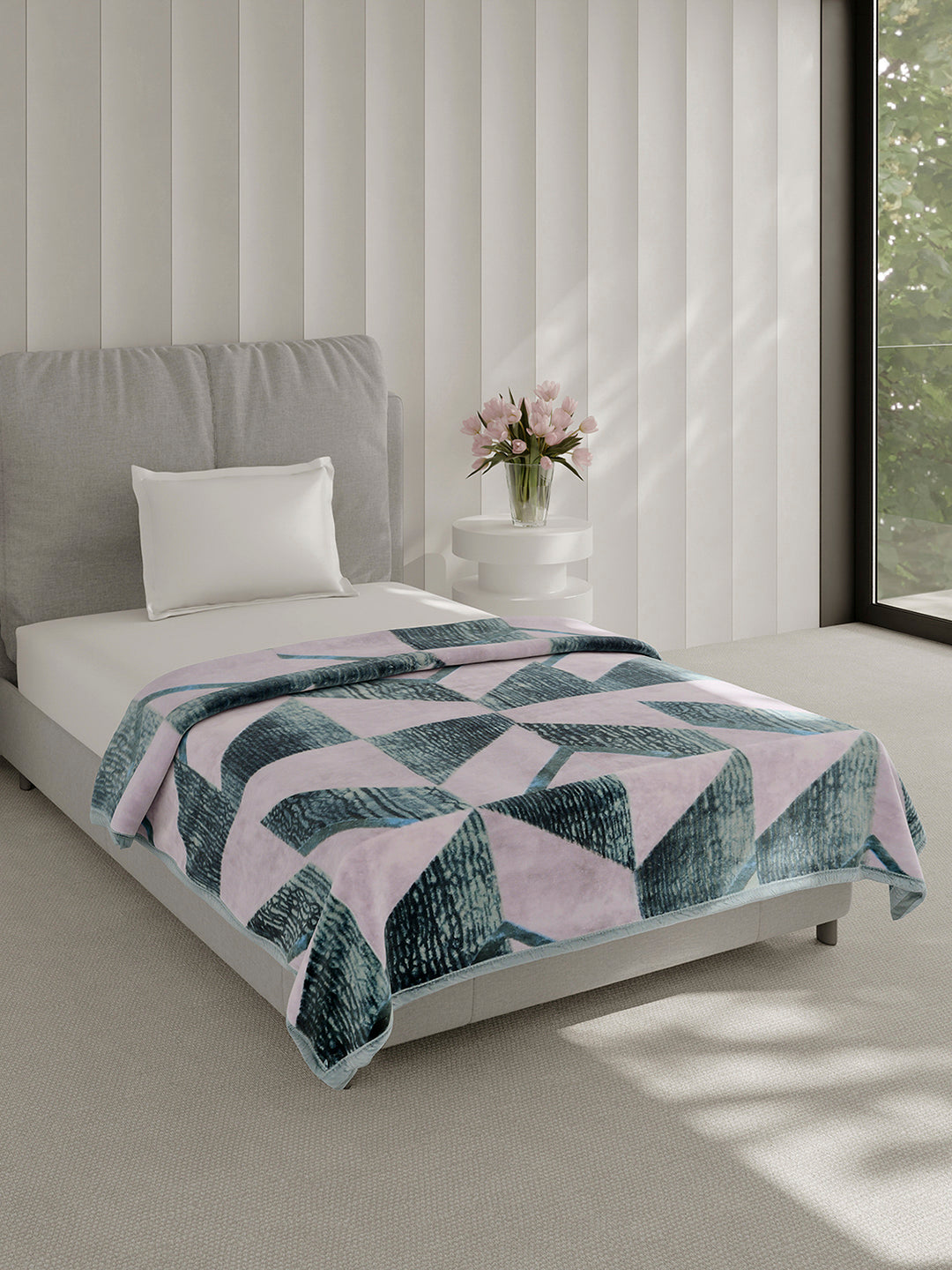 Printed Single Bed 1 Ply, 625 GSM Blanket for Heavy Winter - (Impact Pvc)