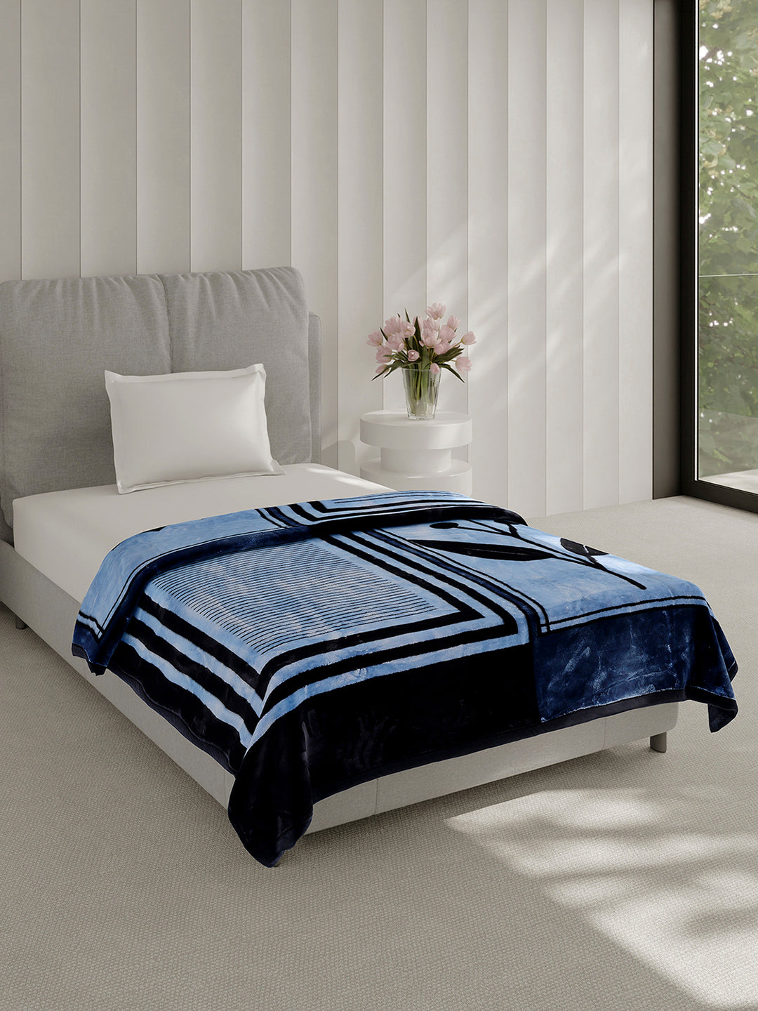 Printed Single Bed 2 Ply, 895 GSM Blanket for Heavy Winter - (Lavish Pvc)
