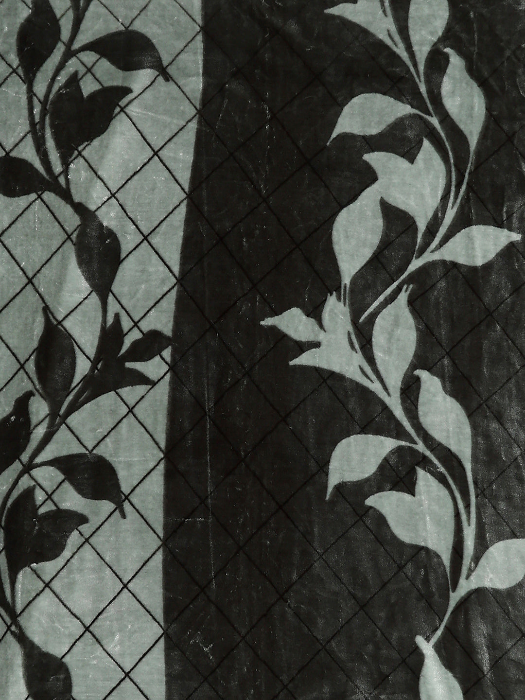 Printed Single Bed 2 Ply, 895 GSM Blanket for Heavy Winter - (Lavish Pvc)