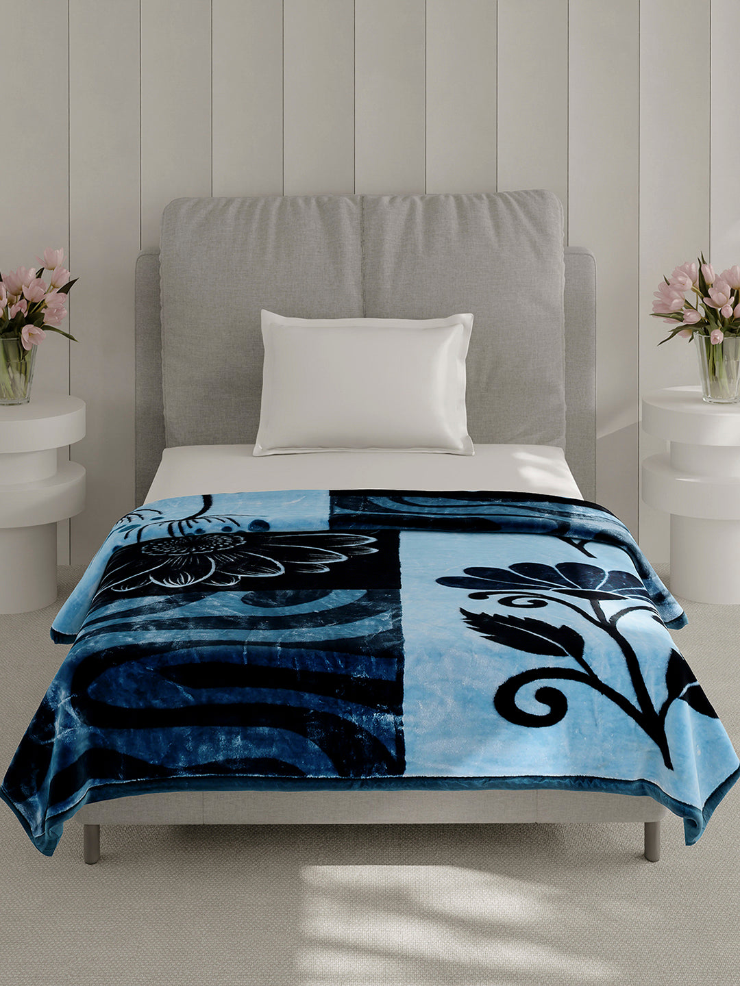 Printed Single Bed 2 Ply, 895 GSM Blanket for Heavy Winter - (Lavish Pvc)