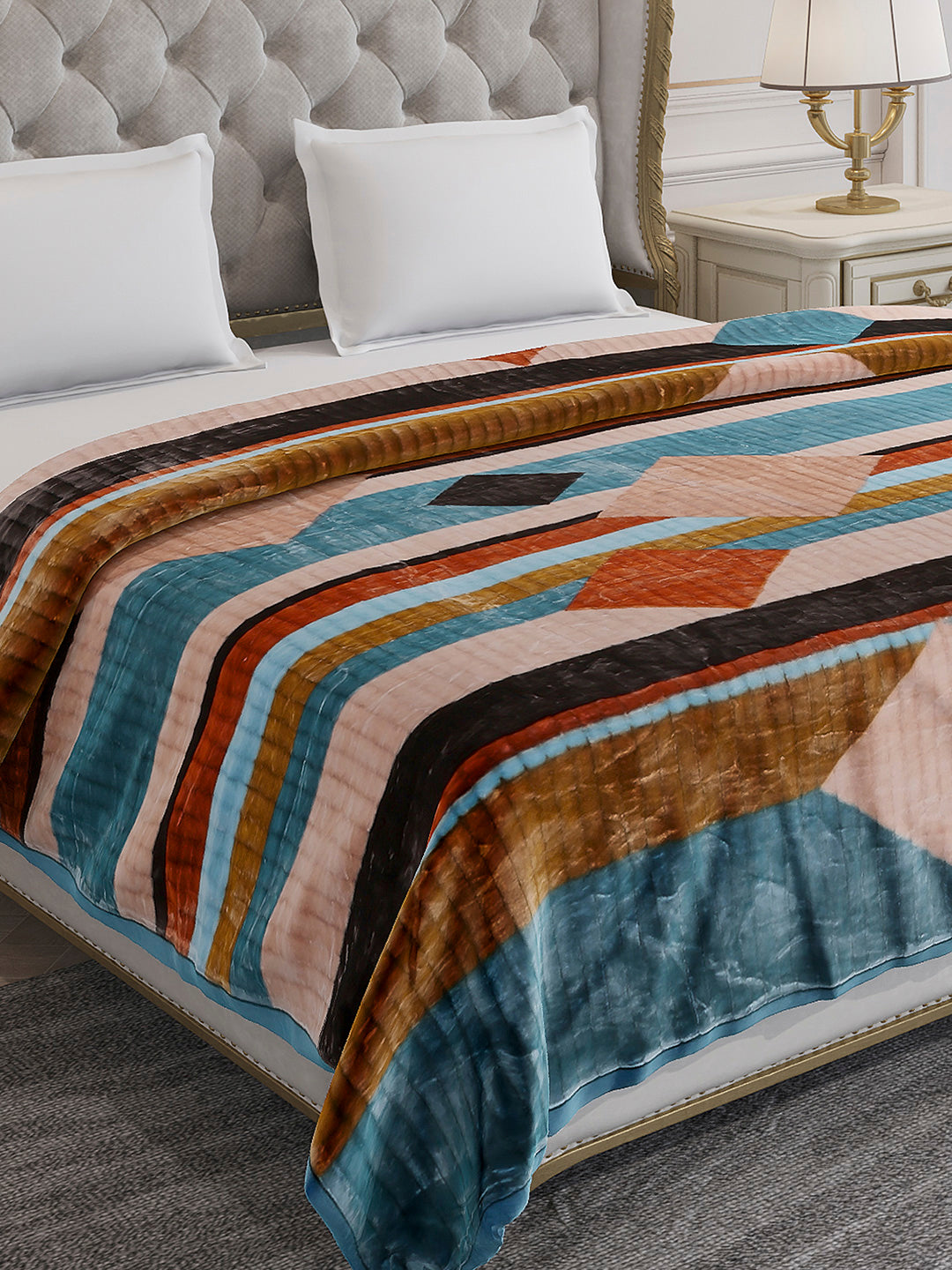 Printed Double Bed 3 Ply, 928 GSM Blanket for Winter - (Marvin PVC)