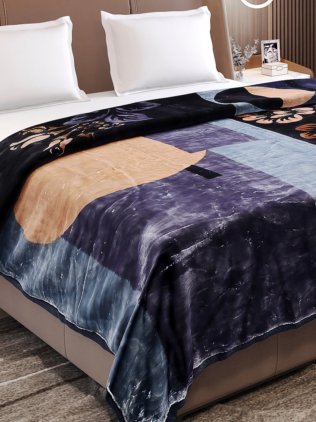Printed Double Bed Reversible Blanket 2 Ply, 872 GSM, 4.6 kg (Moonvalley)