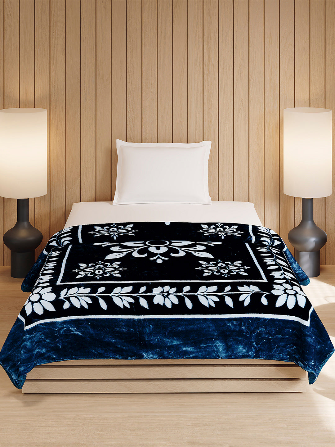 Printed Double Bed 1 Ply, 540 GSM Blanket for Winter - (Relation PVC)