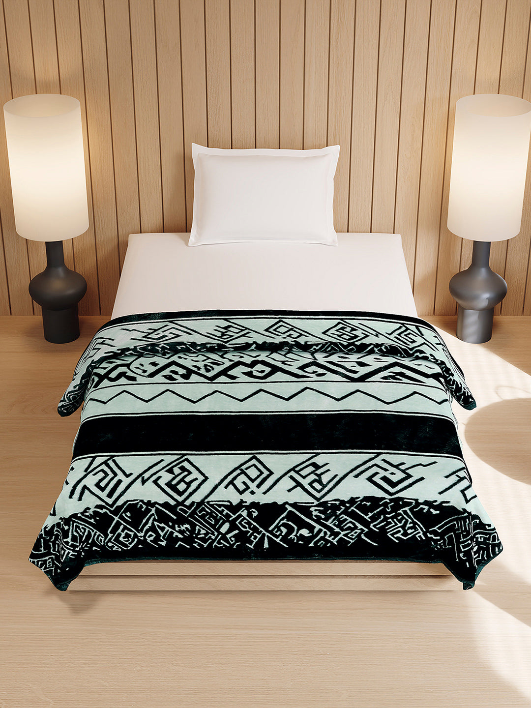 Printed Double Bed 1 Ply, 540 GSM Blanket for Winter - (Relation PVC)