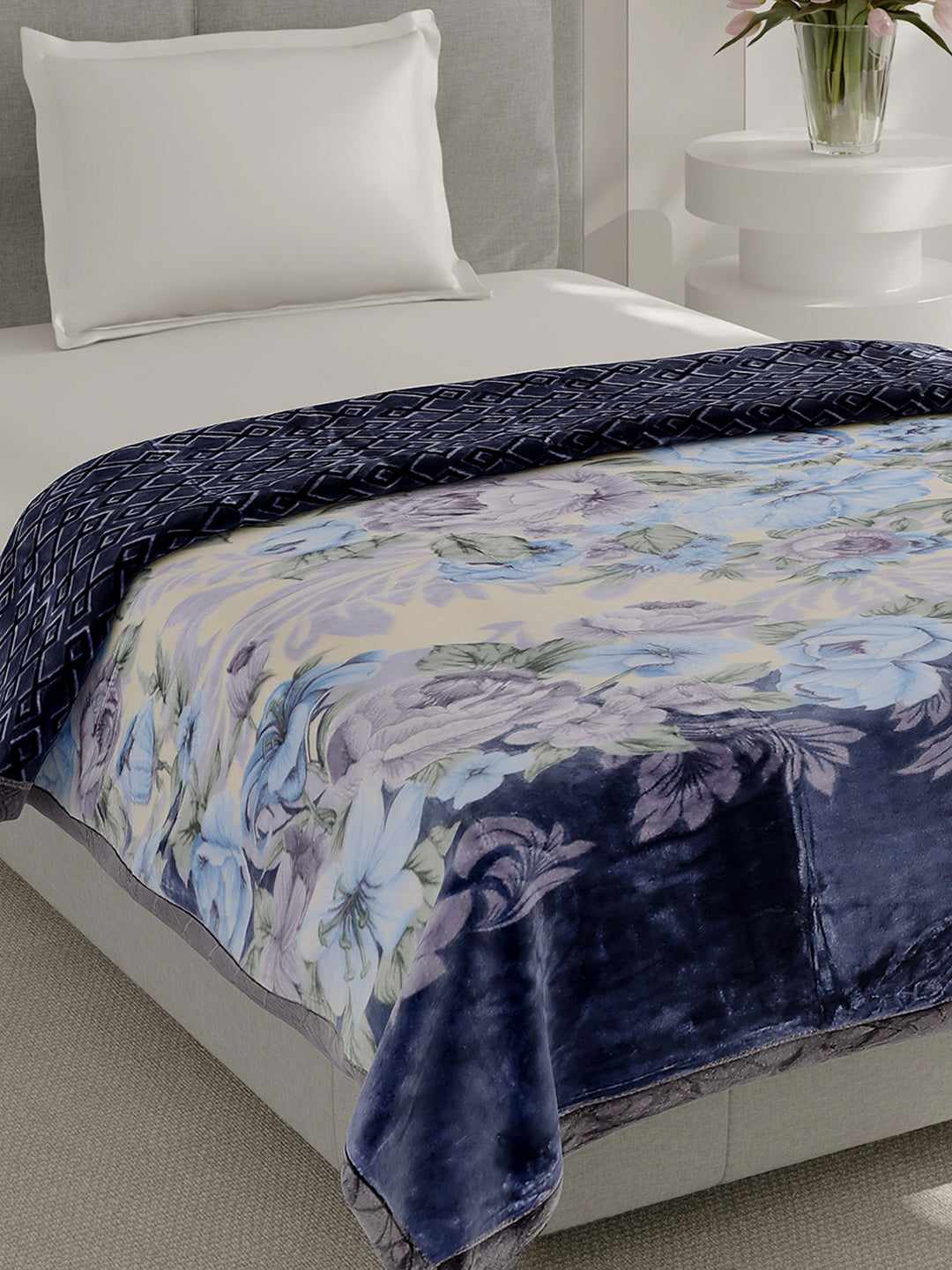 Printed Single Bed 3 Ply, 909 GSM Blanket for Heavy Winter - (Umang)