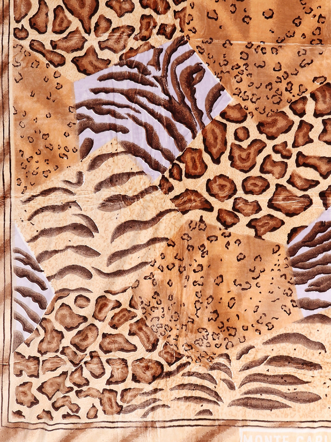 Printed Double Bed 3 Ply, 909 GSM Blanket for Heavy Winter - (Wild Side)