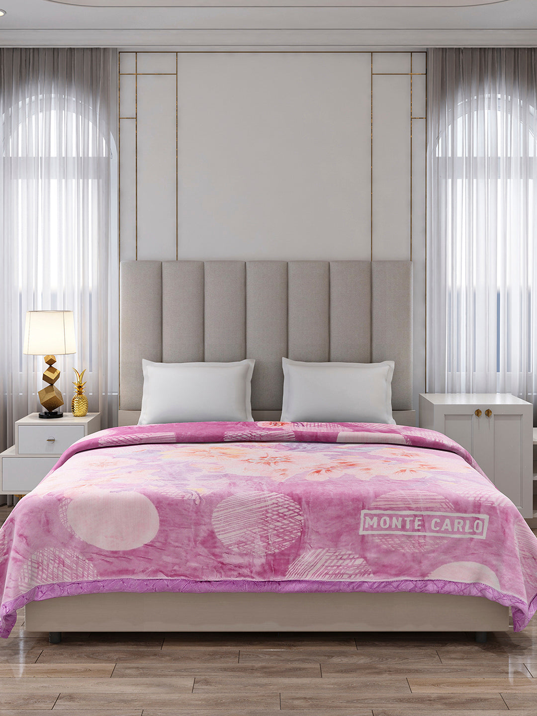 Printed Double Bed 3 Ply, 909 GSM Blanket for Heavy Winter - (Wild Side)