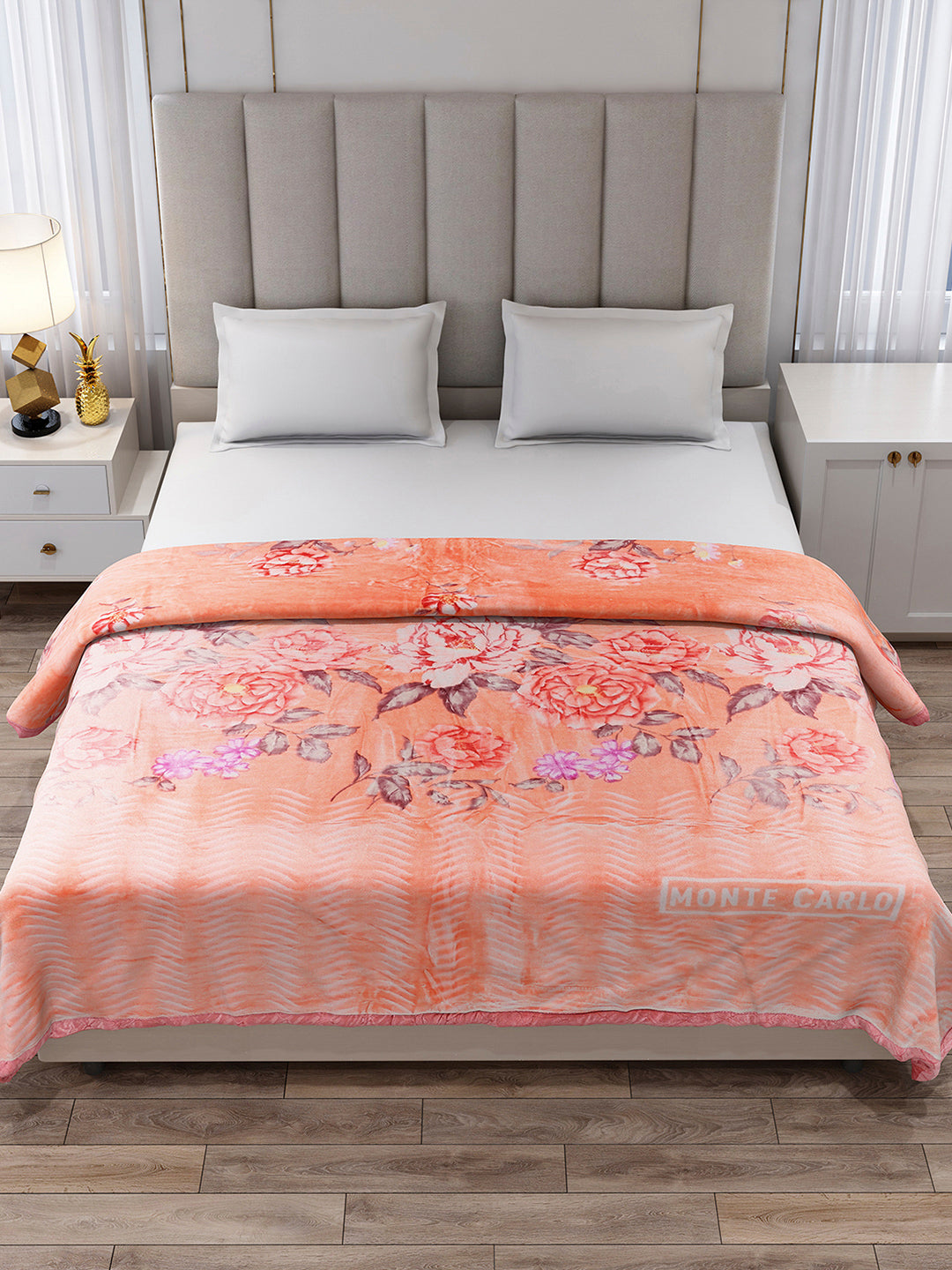 Printed Double Bed 3 Ply, 909 GSM Blanket for Heavy Winter - (Wild Side)