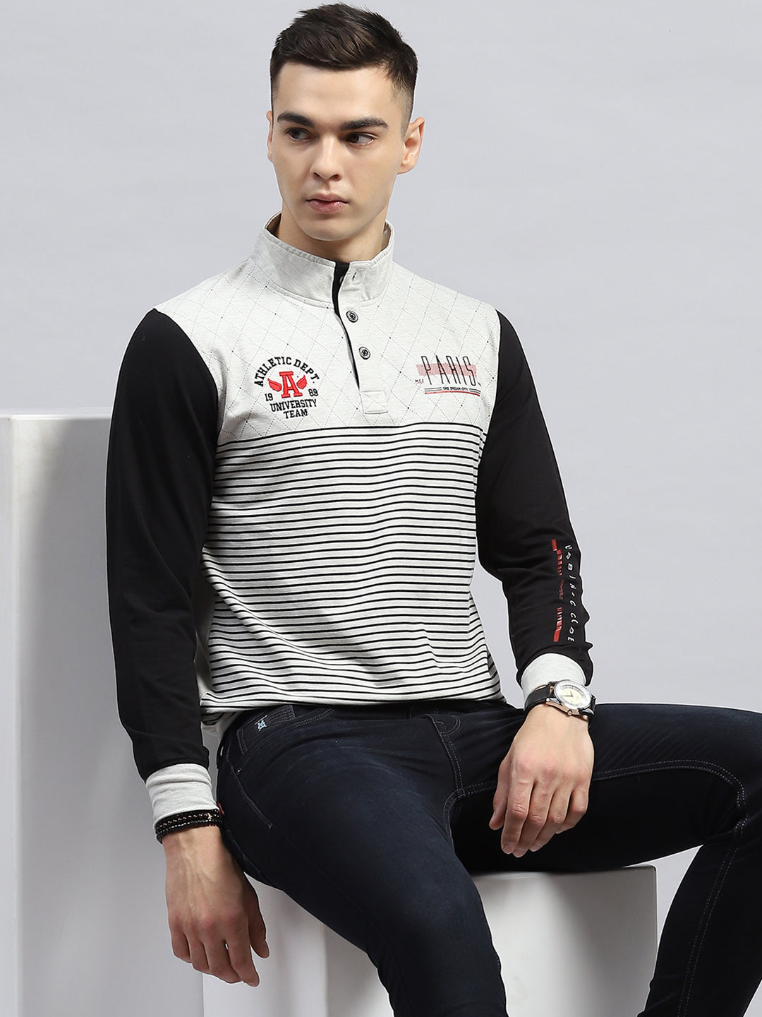 Men Black & White Printed Mock Neck Full Sleeve Winter T-Shirt