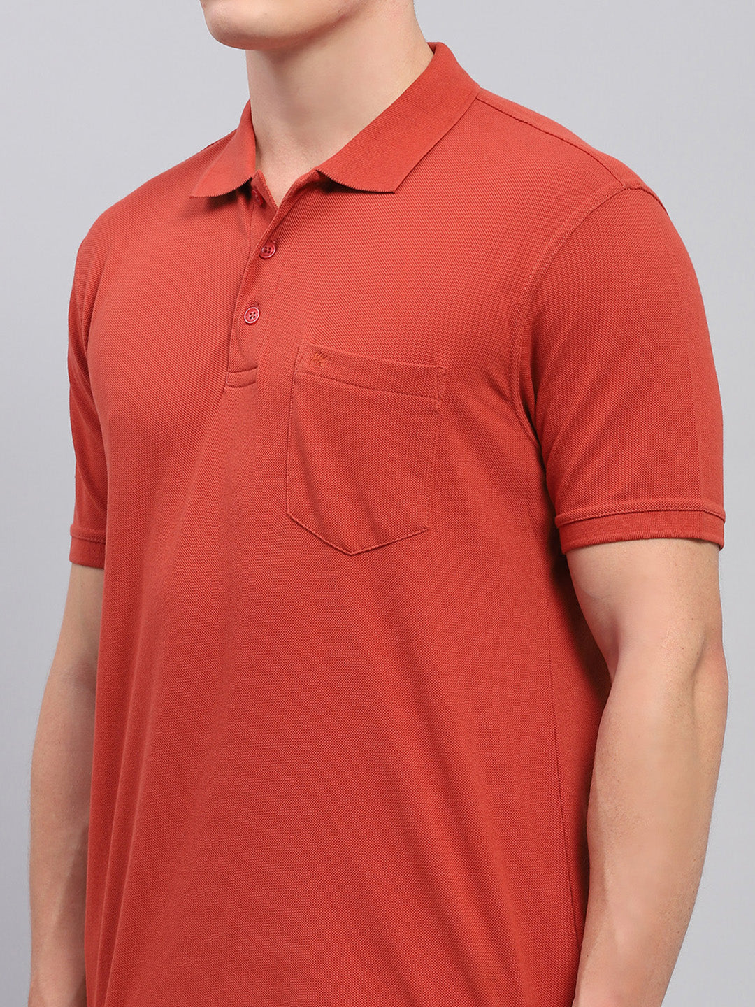 Men Rust Solid Collar Half Sleeve T-Shirt