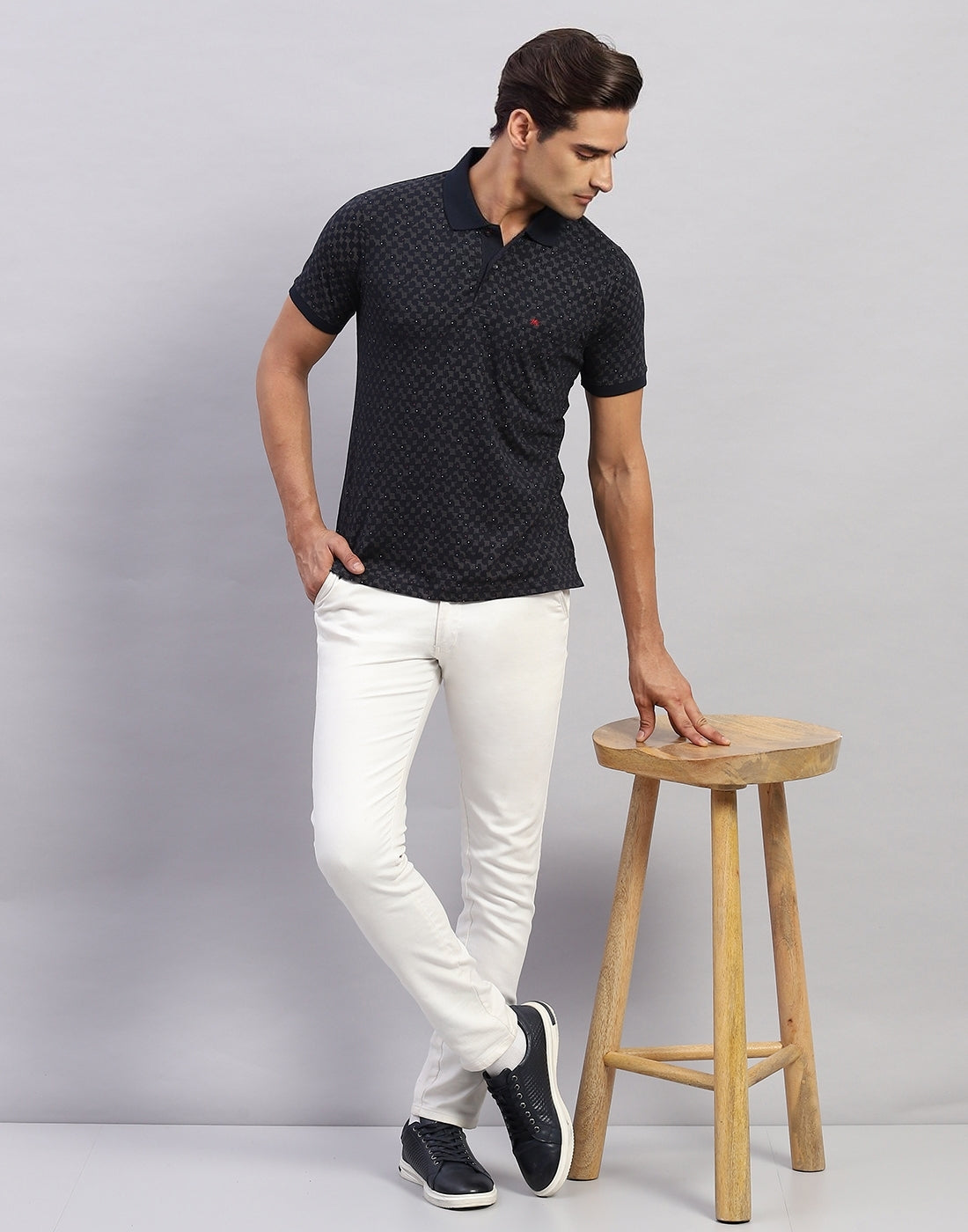 White Jeans Black T Shirt Men Navy Blue Printed Polo Collar Half
