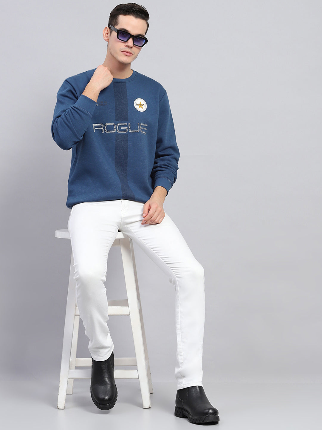 Men Blue Printed Round Neck Full Sleeve Sweatshirt