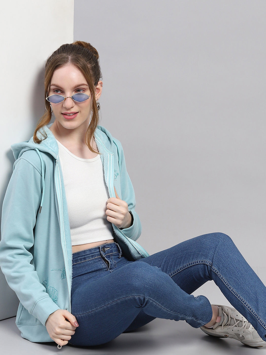 Women Sky Blue Solid Hooded Full Sleeve Sweatshirt