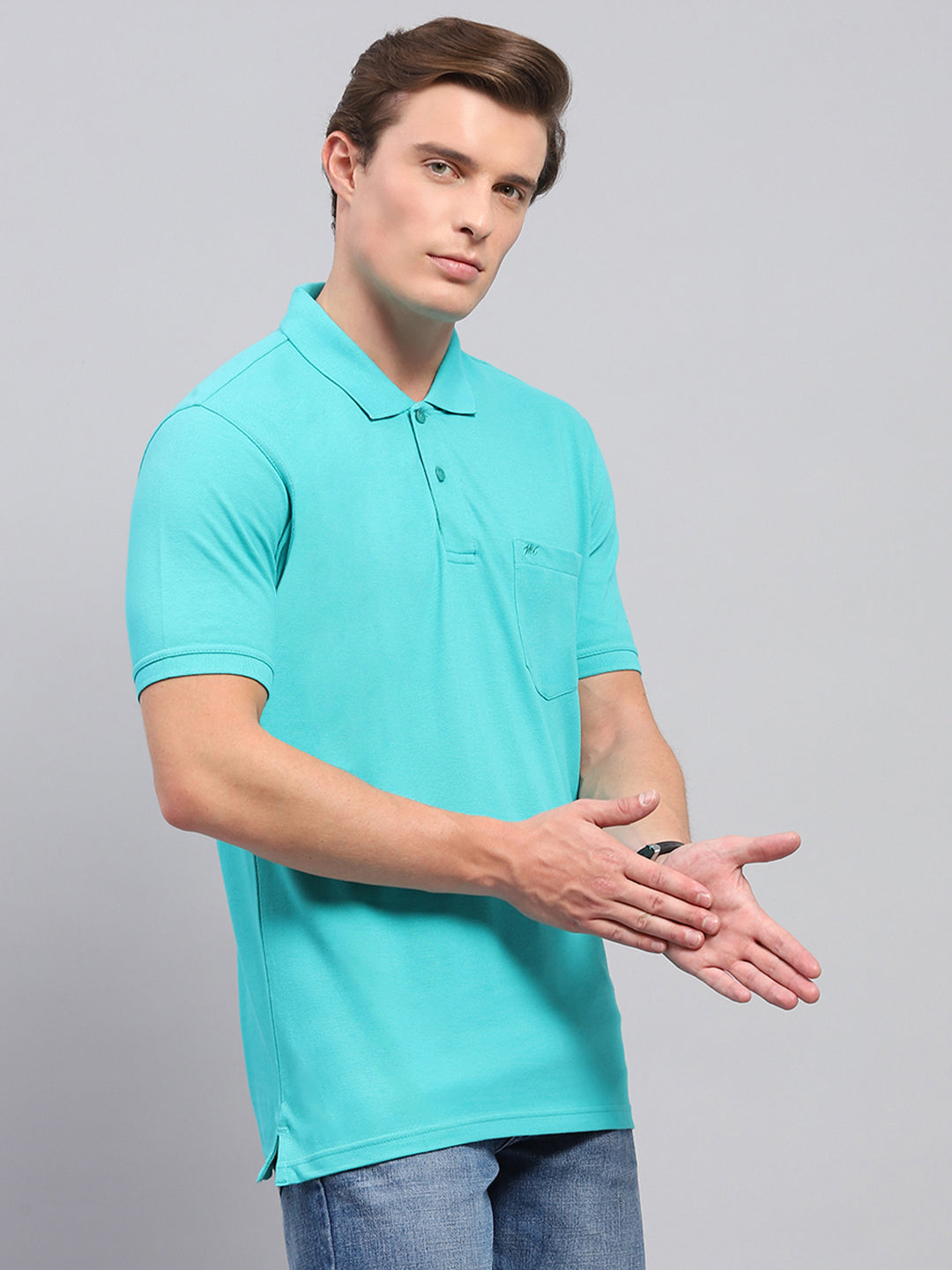 Men Green Solid Collar Half Sleeve T-Shirt