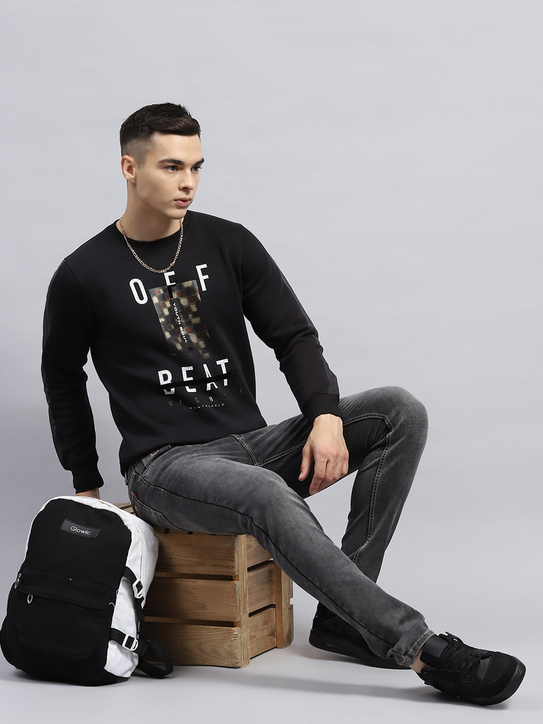 Men Black Printed Round Neck Full Sleeve Sweatshirt