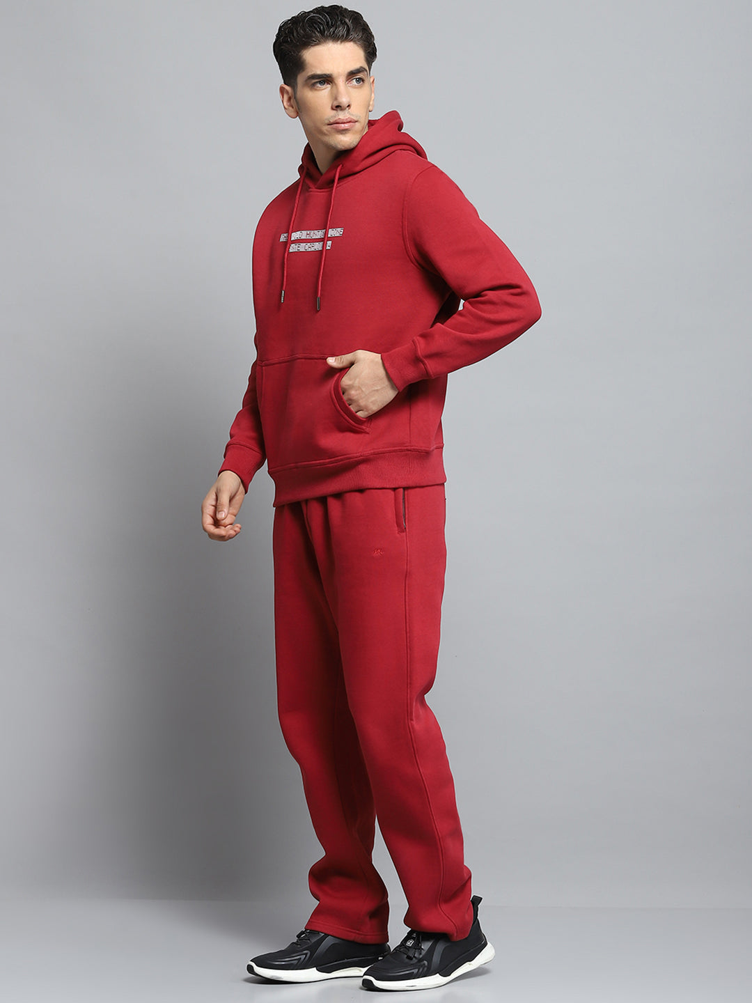 Men Maroon Solid Hooded Full Sleeve Winter Tracksuit