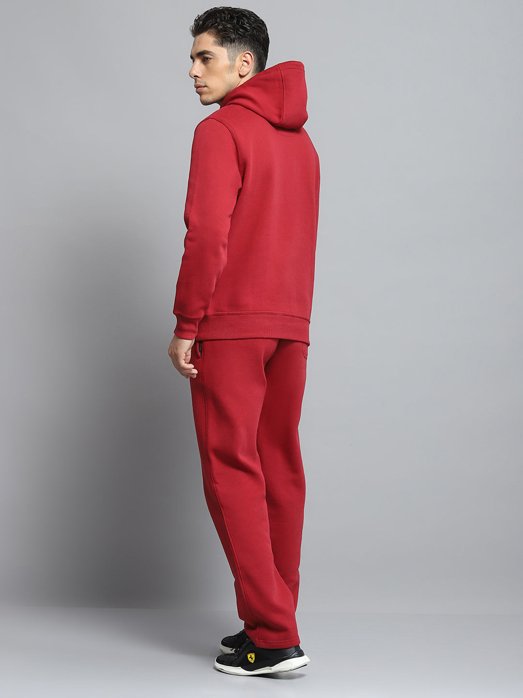 Men Maroon Solid Hooded Full Sleeve Winter Tracksuit
