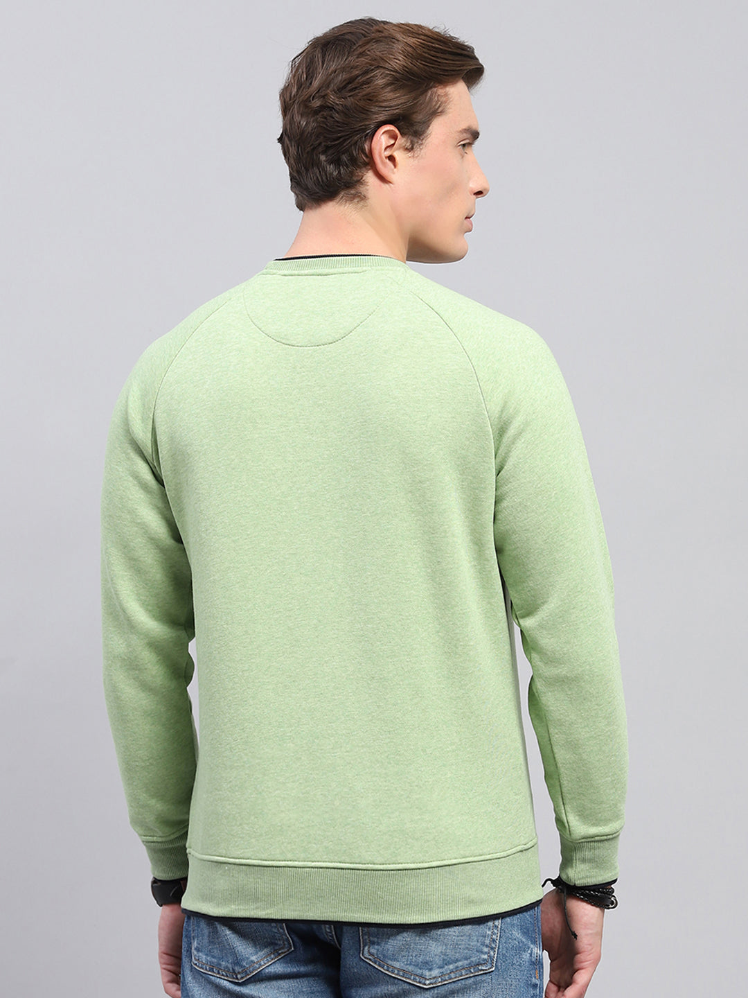 Men Green Solid Round Neck Full Sleeve Sweatshirt