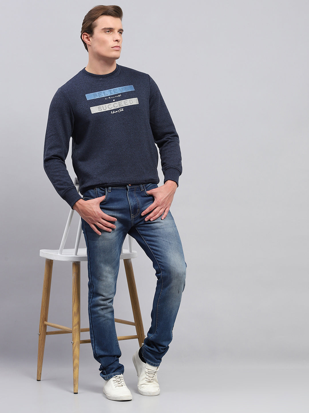 Men Navy Blue Printed Round Neck Full Sleeve Sweatshirt