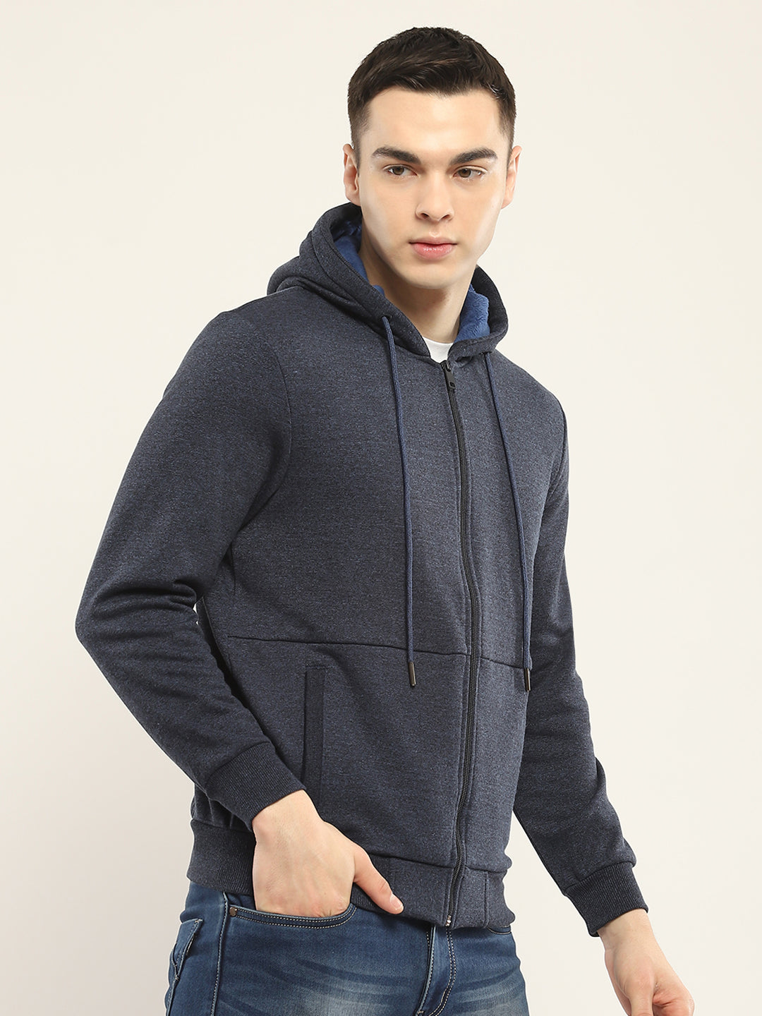 Men Navy Blue Solid Hooded Full Sleeve Sweatshirt