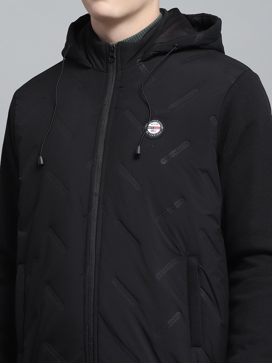 Men Black Solid Hooded Full Sleeve Sweatshirt