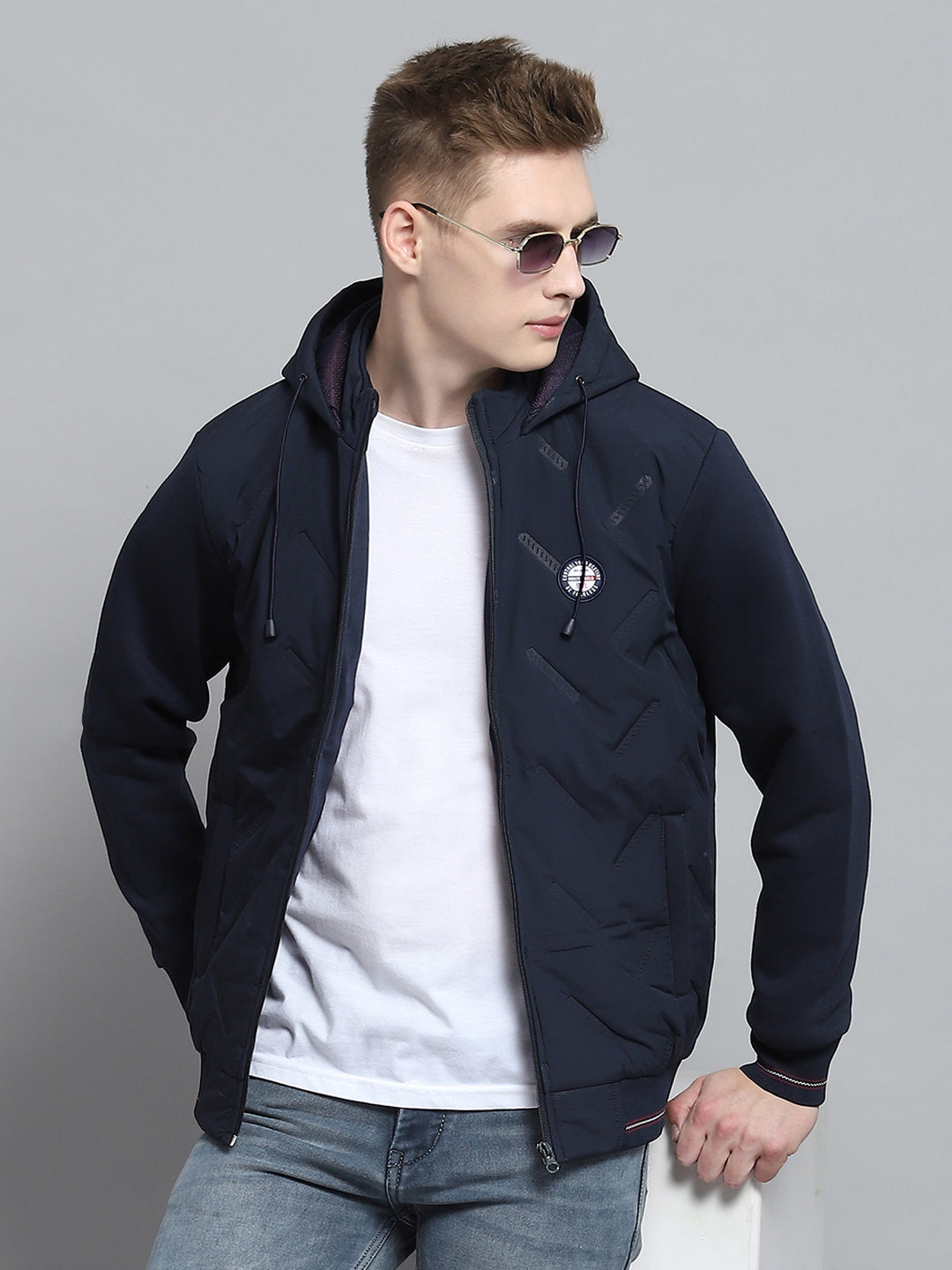 Men Navy Blue Solid Hooded Full Sleeve Sweatshirt