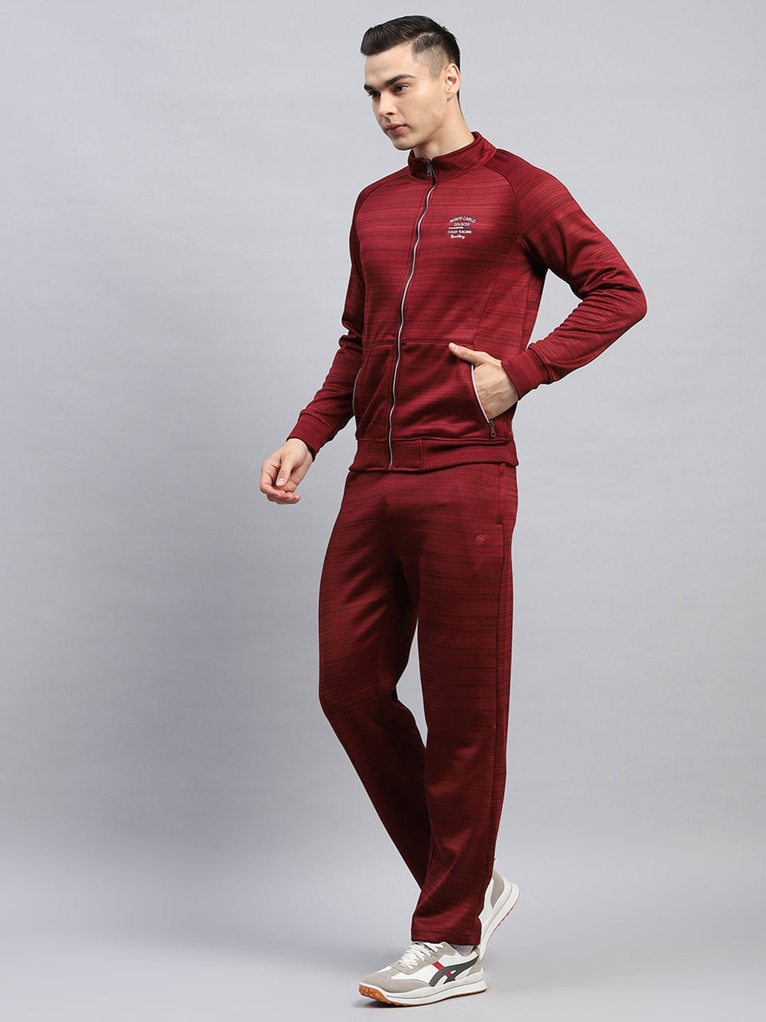 Men Maroon Solid Mock Neck Full Sleeve Winter Tracksuit