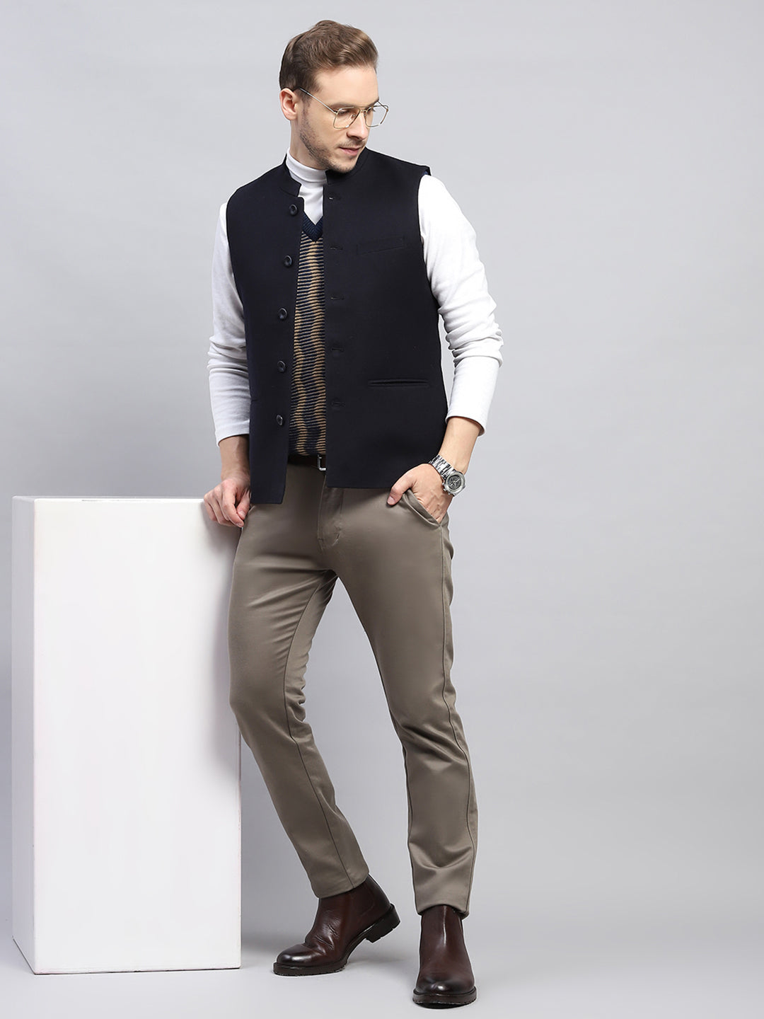 Men Navy Blue Solid Band Collar Sleeveless Coat