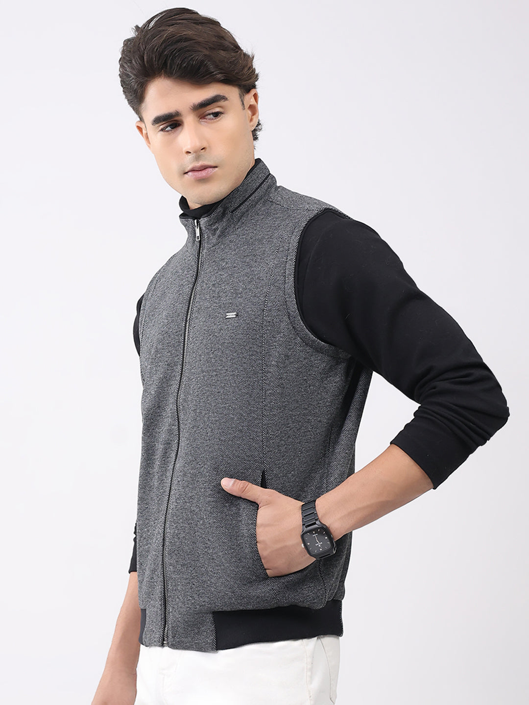 Men Grey Solid Mock Neck Sleeveless Coat