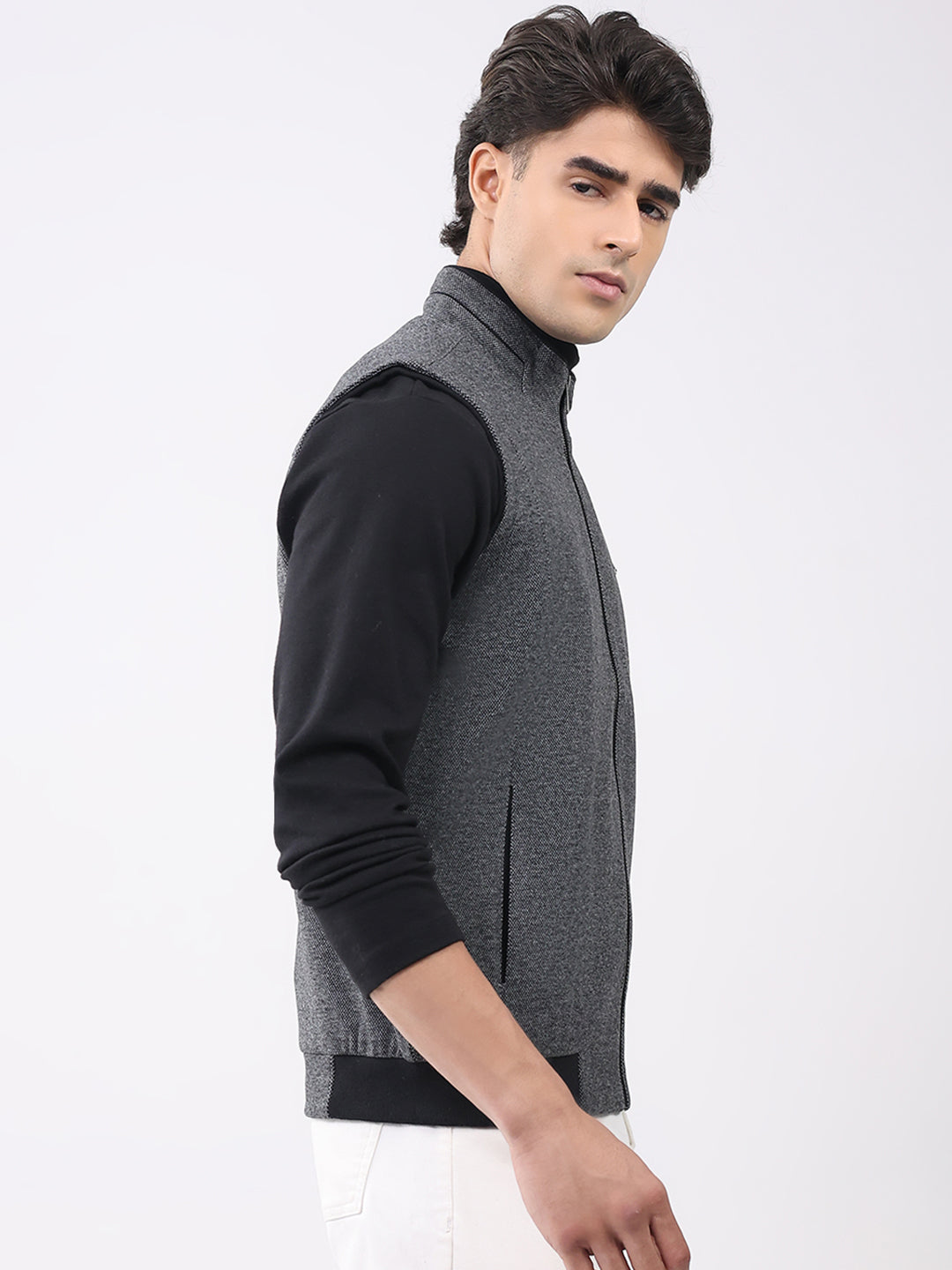 Men Grey Solid Mock Neck Sleeveless Coat