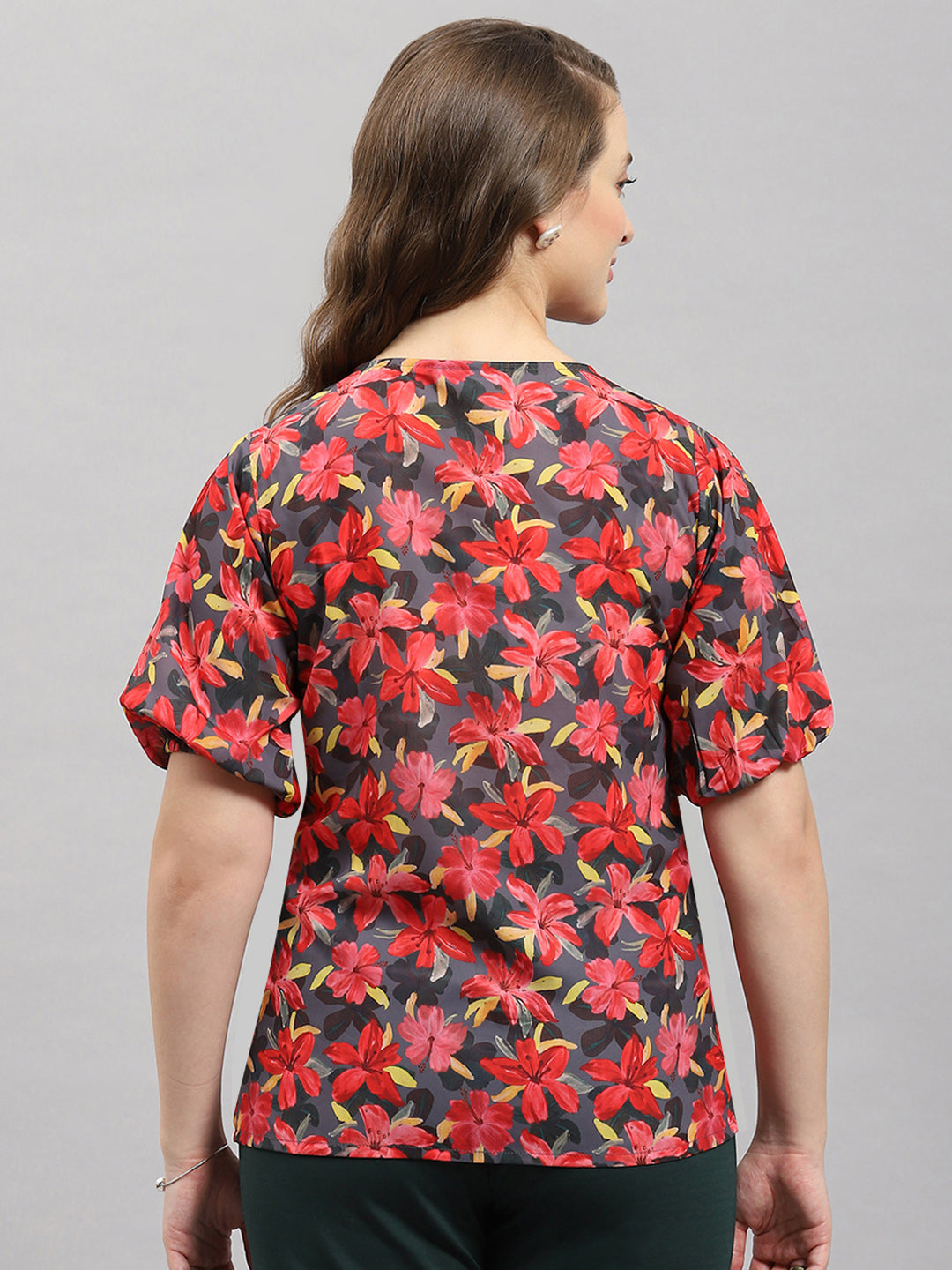 Women Grey & Red Printed Front Open 3/4th Sleeve Top