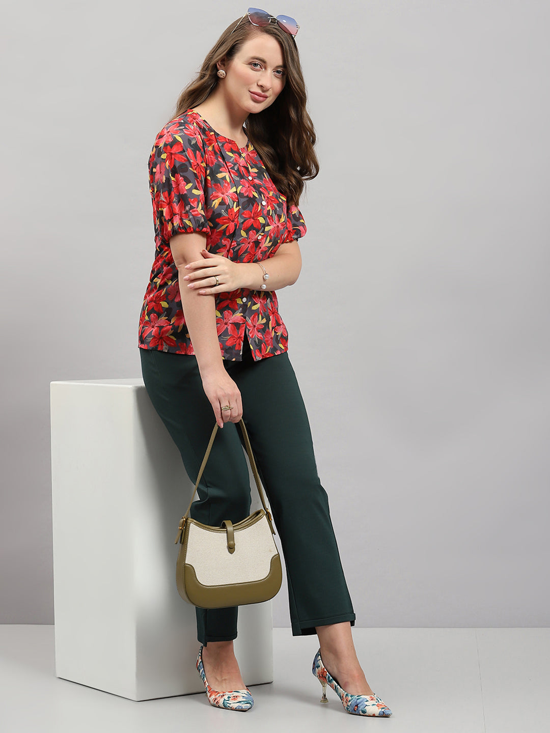 Women Grey & Red Printed Front Open 3/4th Sleeve Top