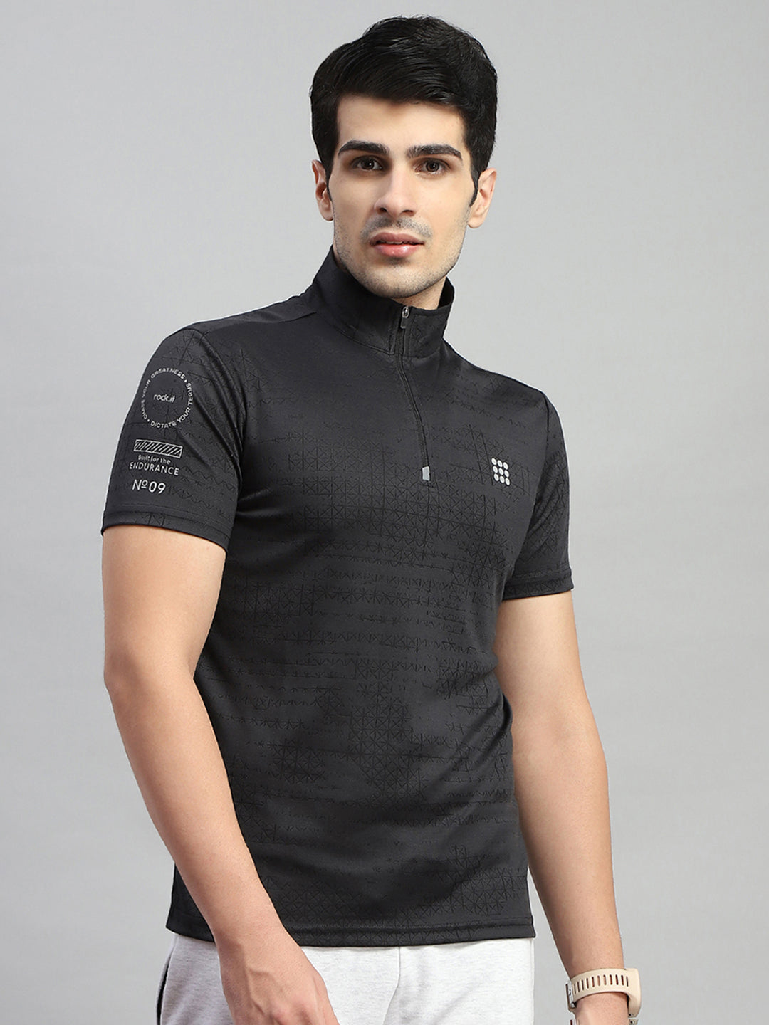 Rock.it Men Black Self Design Collar Half Sleeve T-Shirt