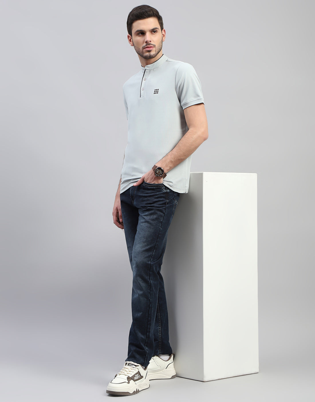 Rock.it Men Grey Solid Mandarin Neck Half Sleeve T-Shirt