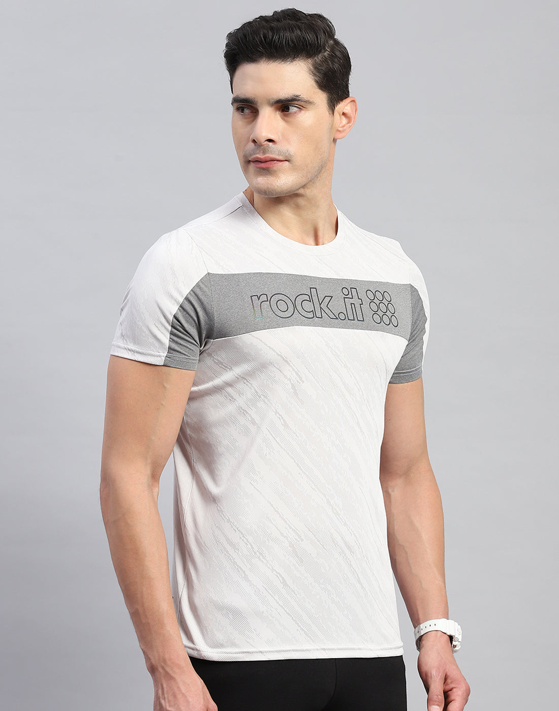 Men Grey Self Design Round Neck Half Sleeve T-Shirt