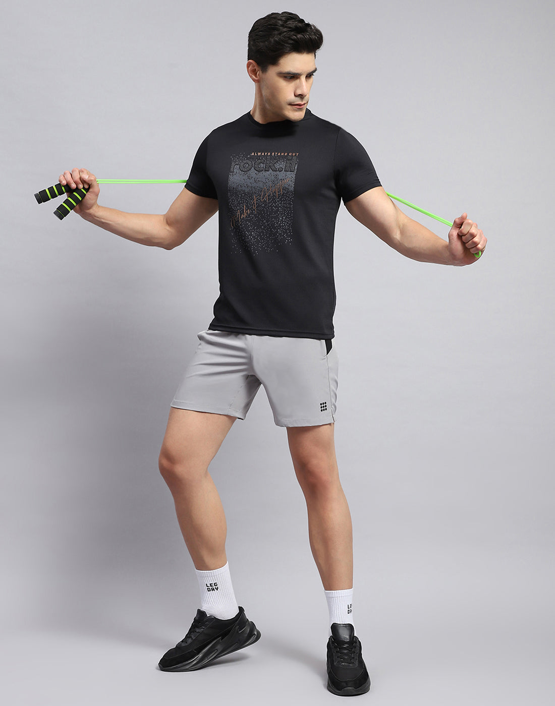 Rock.it Men Black Self Design Round Neck Half Sleeve T-Shirt