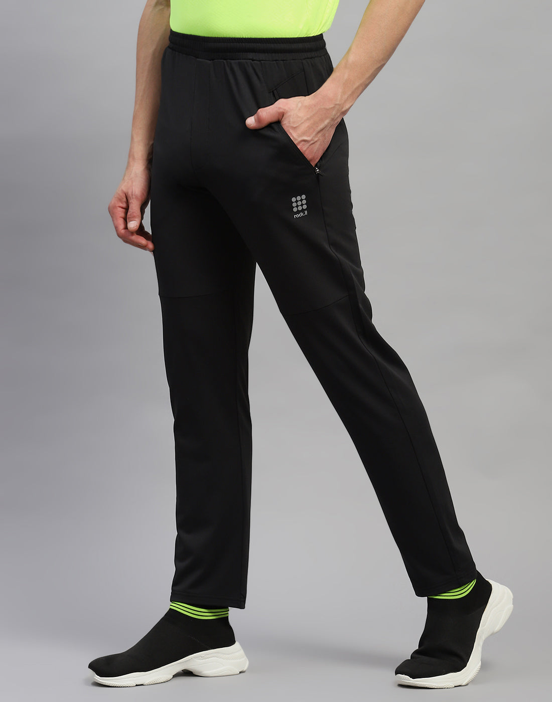 Rock.it Men Black Solid Regular Fit Lower