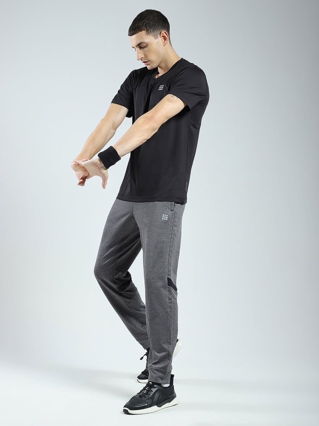 Rock.it Men Charcoal Solid Regular Fit Lower