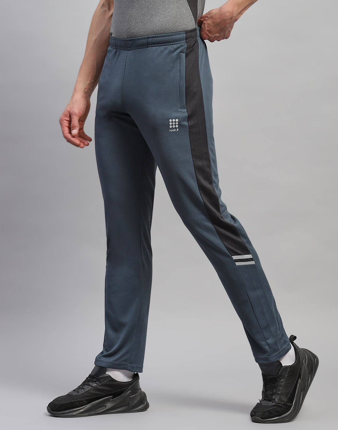 Rock.it Men Grey Solid Regular Fit Lower