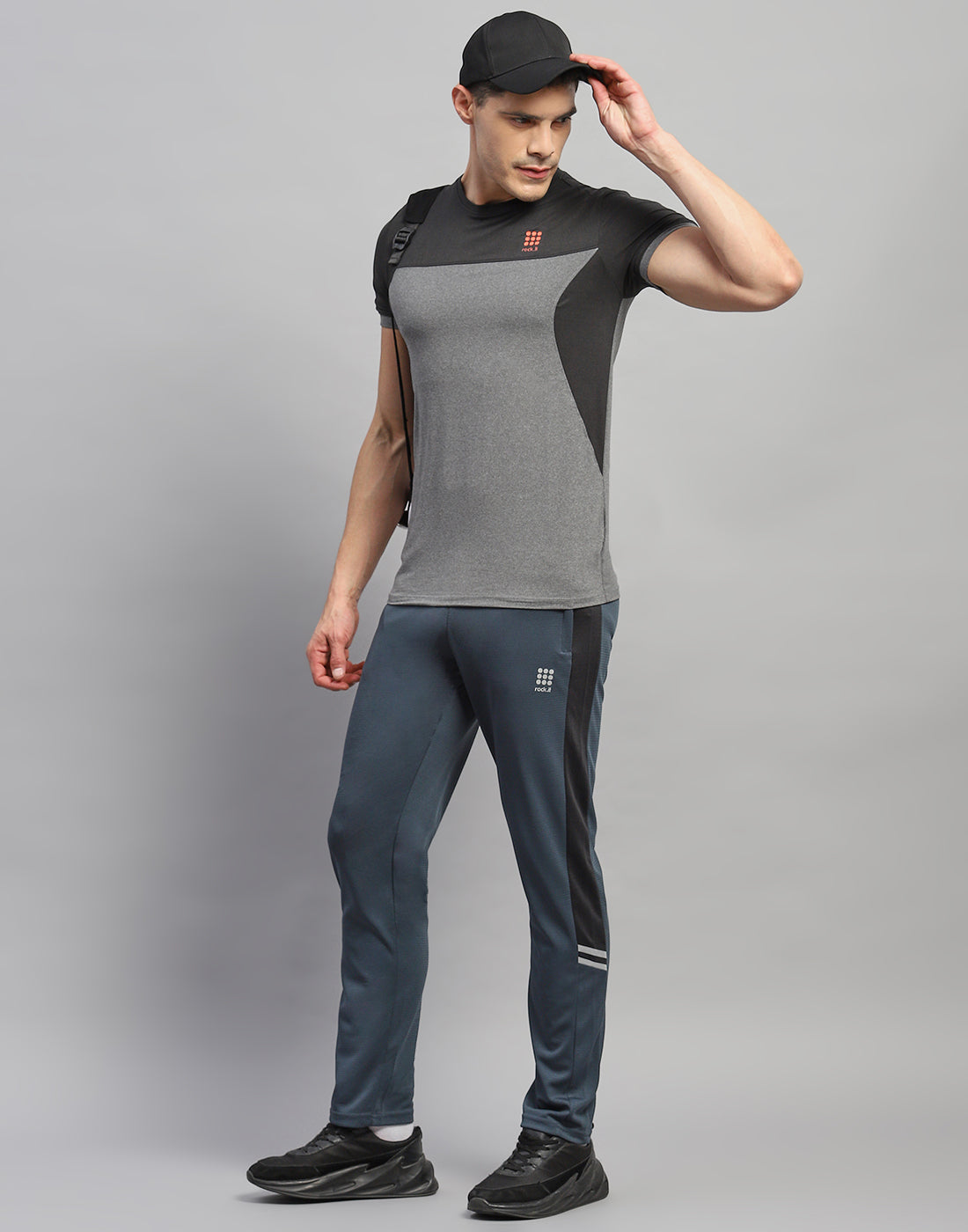 Men Grey Solid Regular Fit Lower