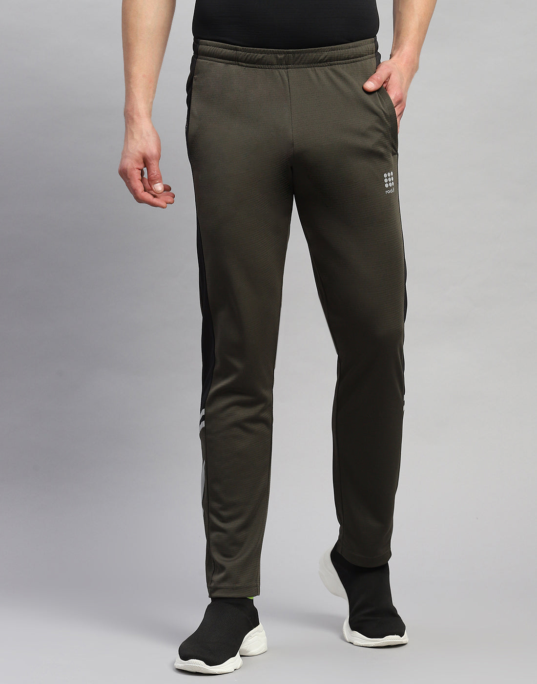 Rock.it Men Olive Solid Regular Fit Lower
