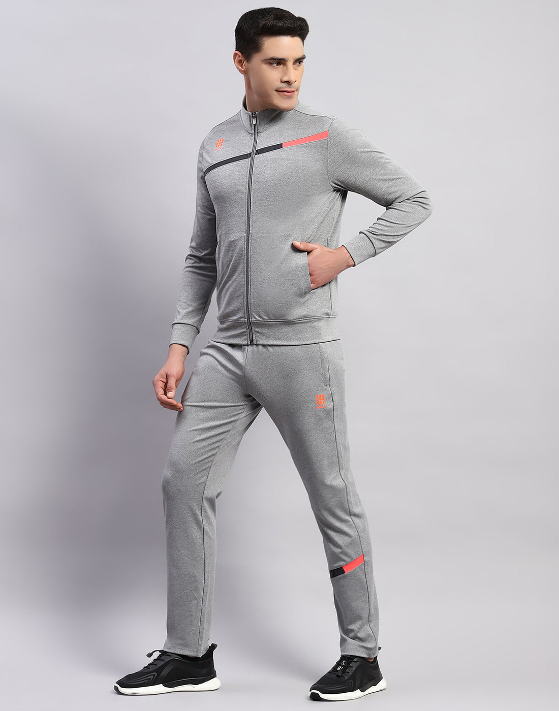 Rock.it Men Grey Solid Mock Neck Full Sleeve Tracksuit