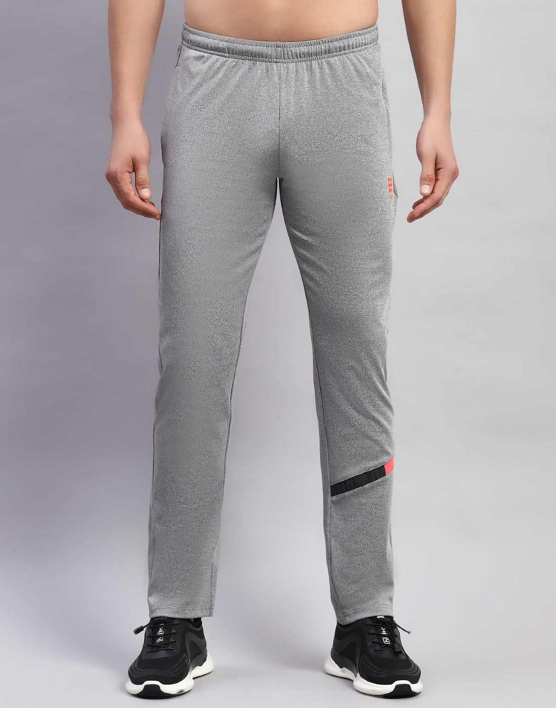 Rock.it Men Grey Solid Mock Neck Full Sleeve Tracksuit